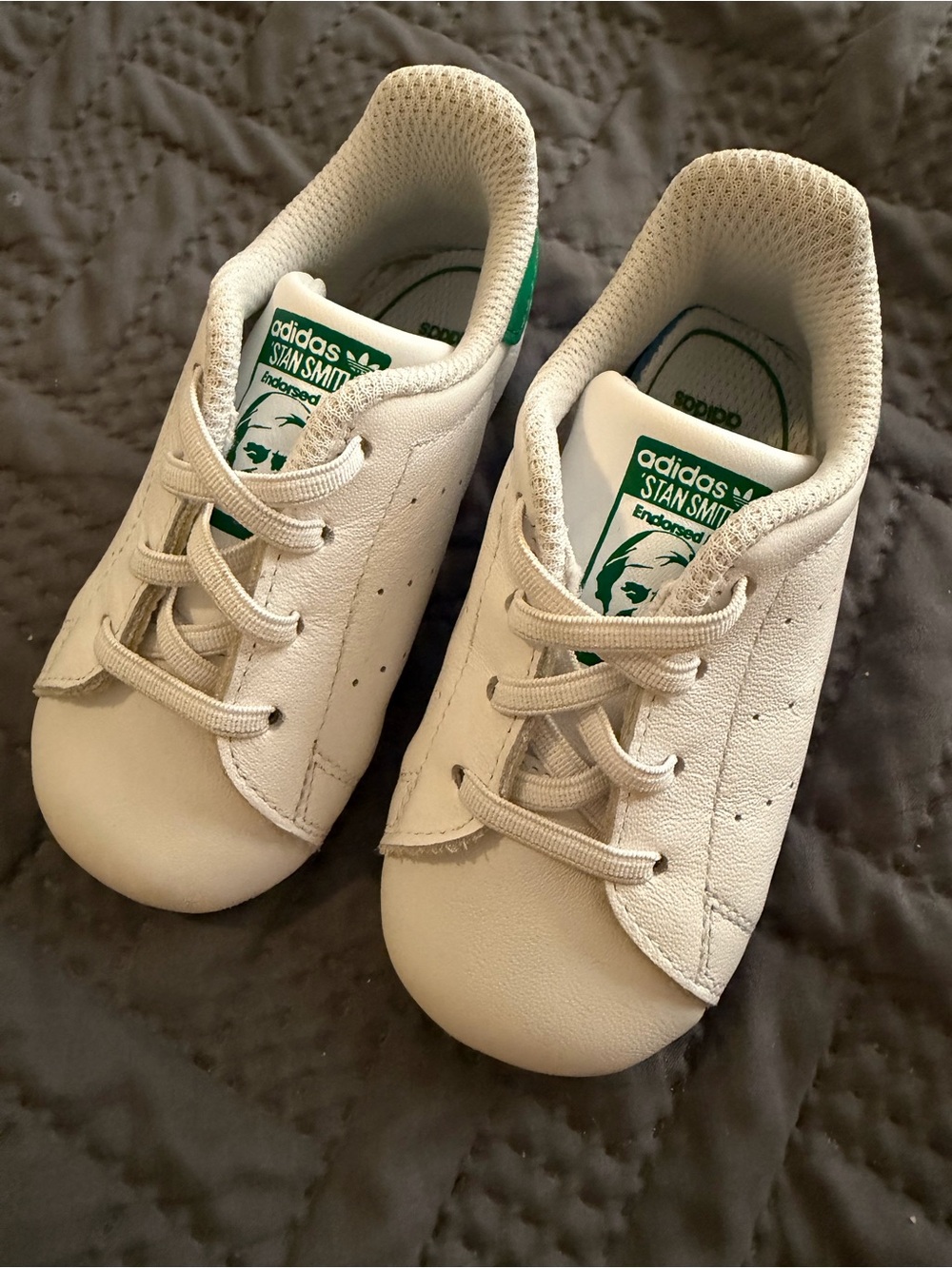 adidas Kids White crib Sneakers with Green Accents